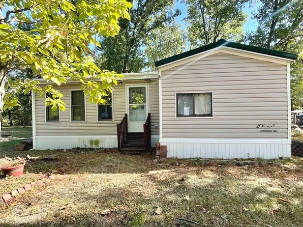 25-26/27 Woodhaven Lakes, Sublette, IL 61367