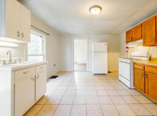 313 Cherry St, Muscatine, IA 52761