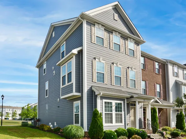 5910 Giddings St, Raleigh, NC 27616