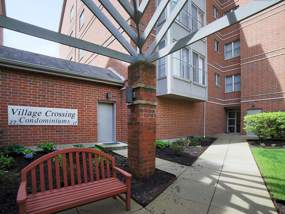 1st image of 17 E Hattendorf Ave Unit 204