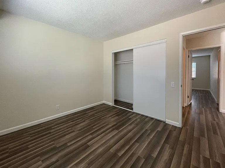 515 Camanche Lane - Summer Gardens Apartments — Photo 6