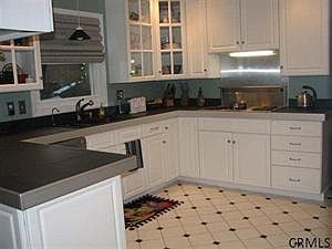 3rd image of 29 Casablanca Ct