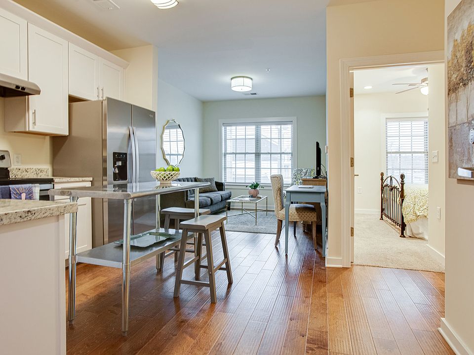 1st image of 1319 W Main St #203
