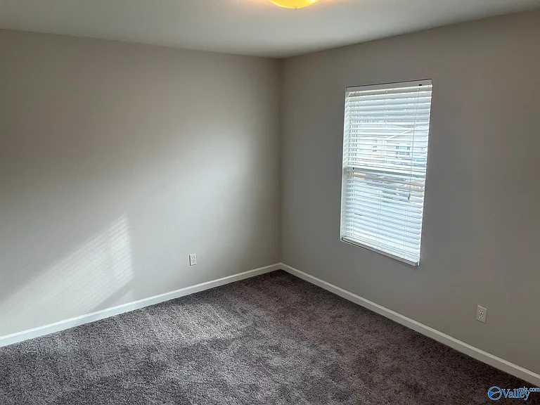 193 Cloverbrook Dr — Photo 15
