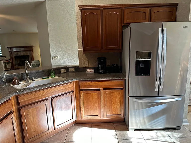 2071 Westchester Way — Photo 11