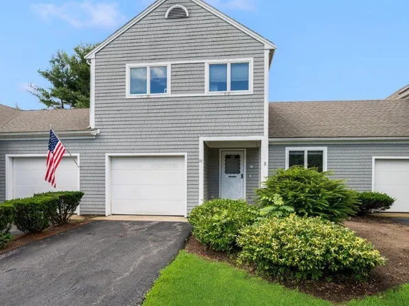 10 Heather Ln, Hope Valley, RI 02832