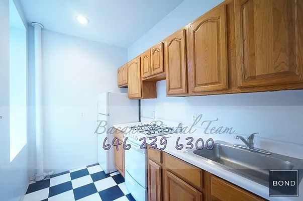 Rented by Bond New York | media 15