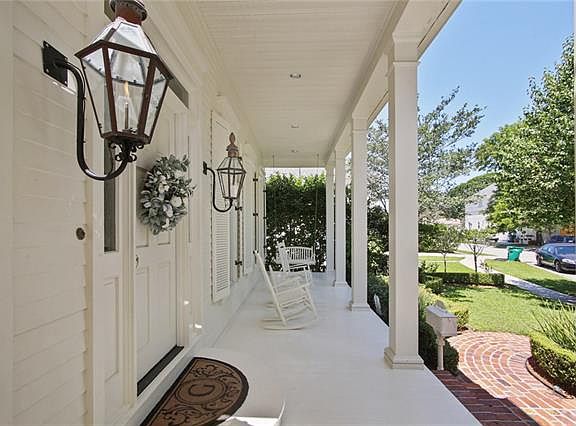 4th image of 1836 Forshey St