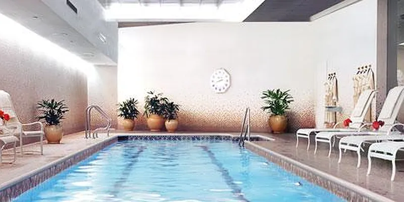 Rented by La Seven Inc. | media 7