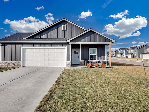 3rd image of 2757 S Cypress Ct