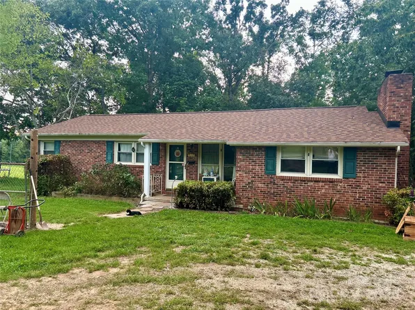 2740 Irene Bridge Hwy, Hickory Grove, SC 29717