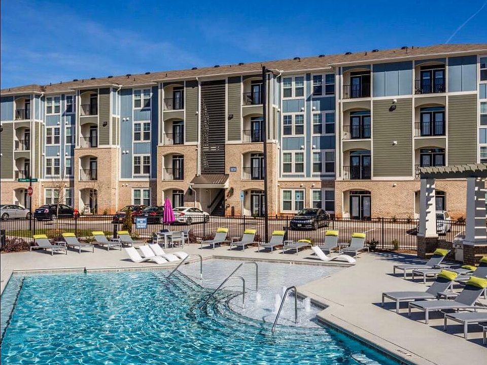 2nd image of 10710 Foremost Dr APT 414