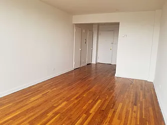 Rented by Max & Associates Realty Corp