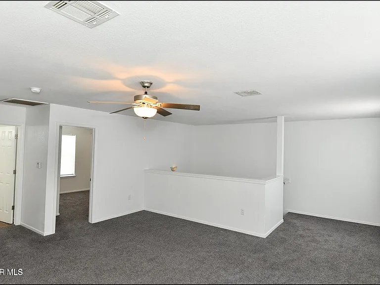 1591 Hartsdale Dr #B — Photo 23