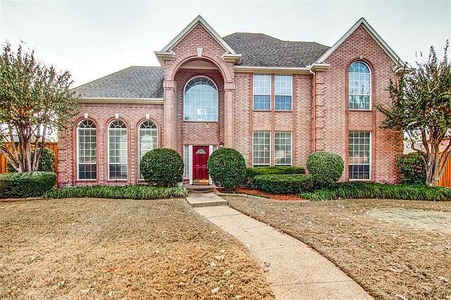 3724 Roundtree Way