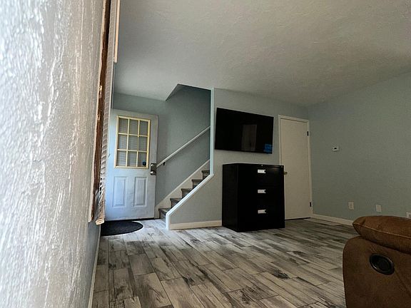4th image of 2222 W 14th St