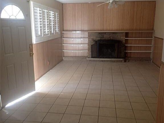 3rd image of 4931 Maxwell Ave