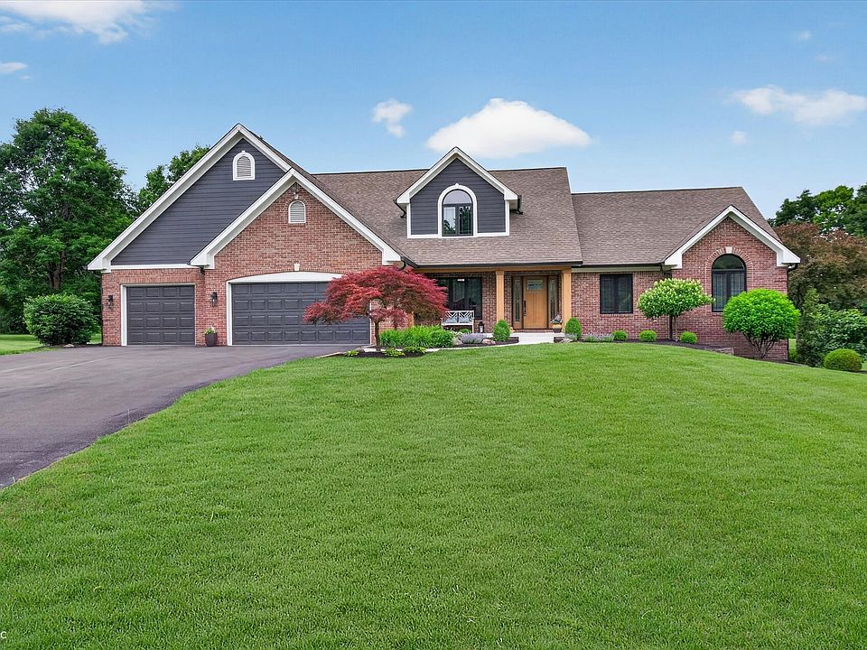 1st image of 117 Royal Pine Ln