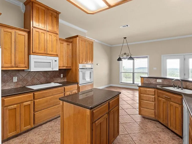 336 Skyline Dr — Photo 13