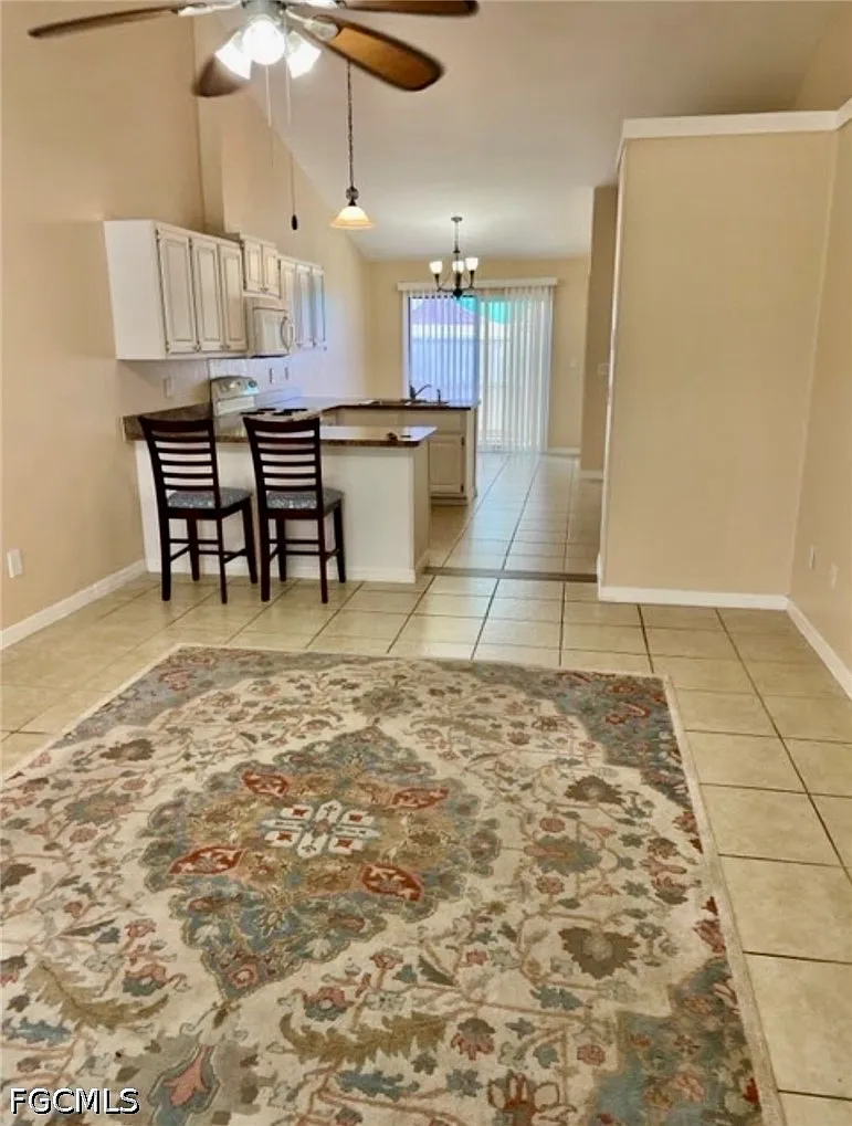 2 bed, 1.0 bath, 1040 sqft, $1,400 — Photo 2