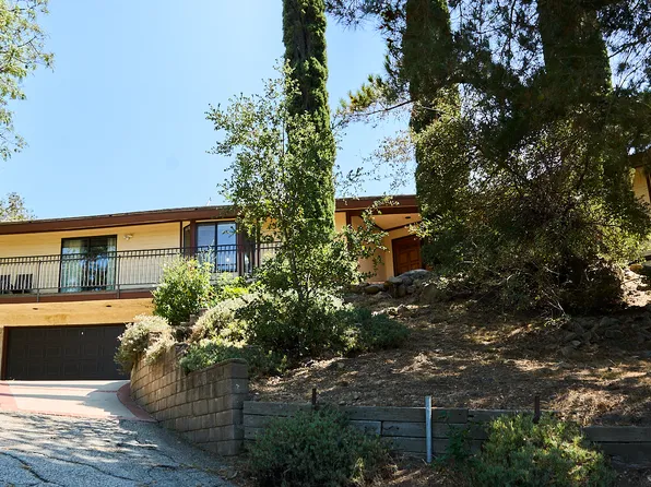 397 Loftyhill Dr, Malibu, CA 90265