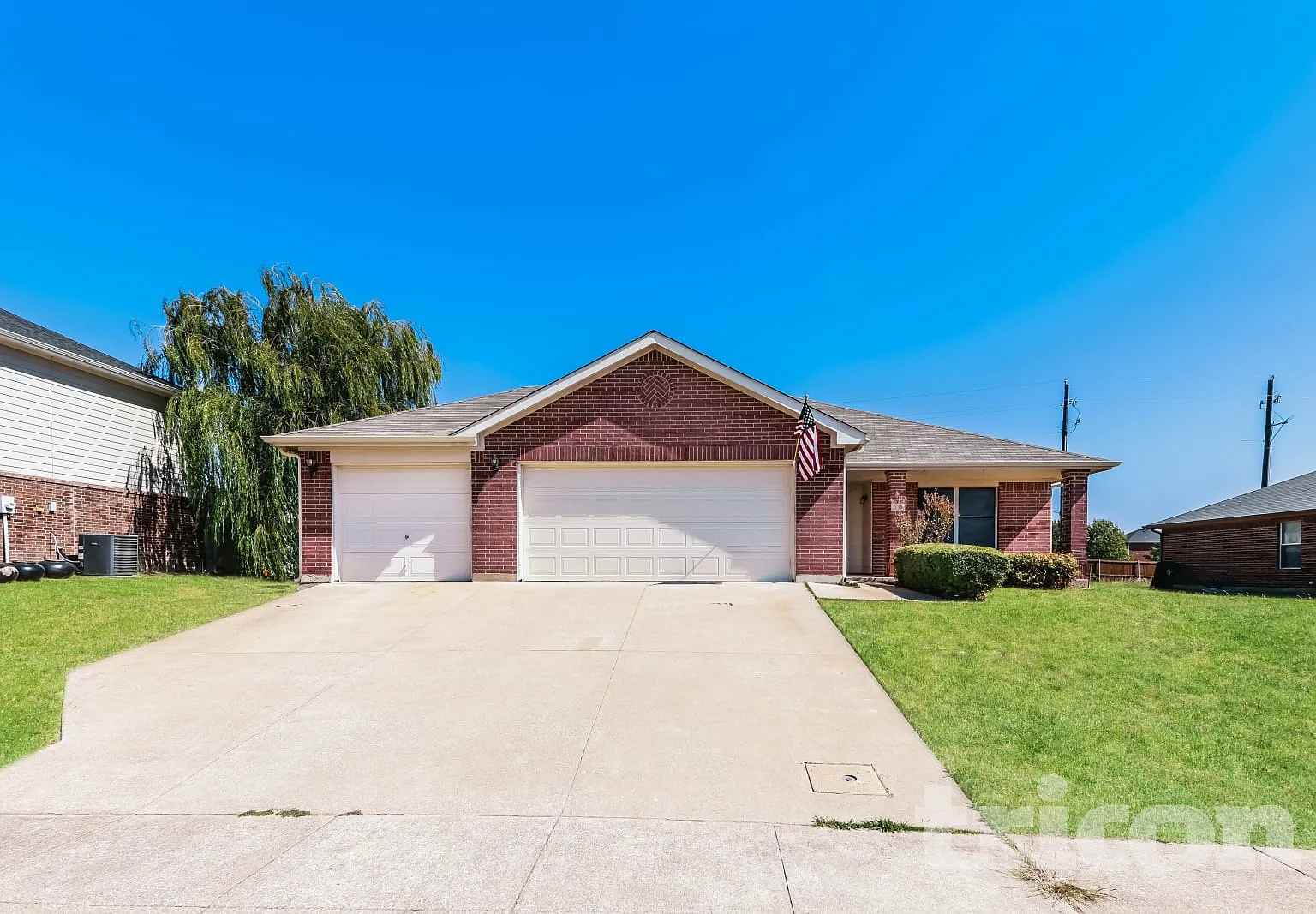 235 Gayleh Lane Waxahachie TX — Photo 1