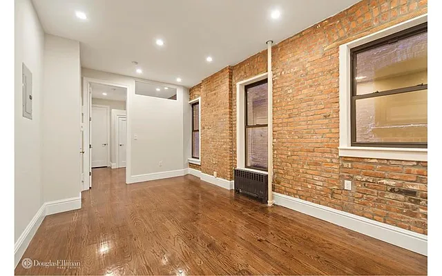 Rented by Douglas Elliman | media 31