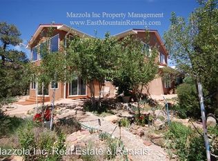 65 Shady Oak Cir, Tijeras, NM 87059