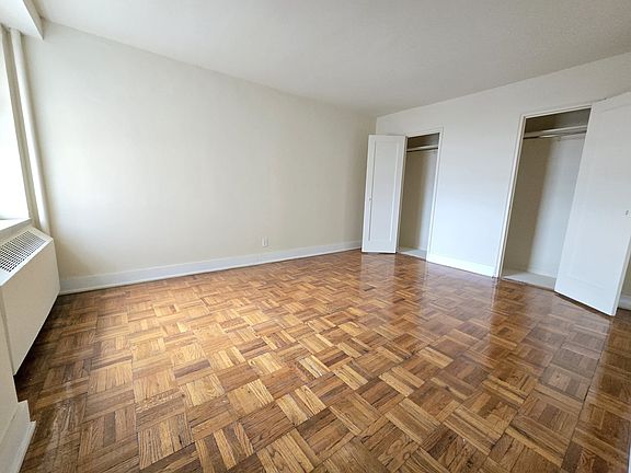 3rd image of 196-14 67th Ave #1C
