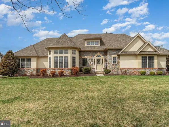 1 Shiloh Ct, Gettysburg, PA 17325