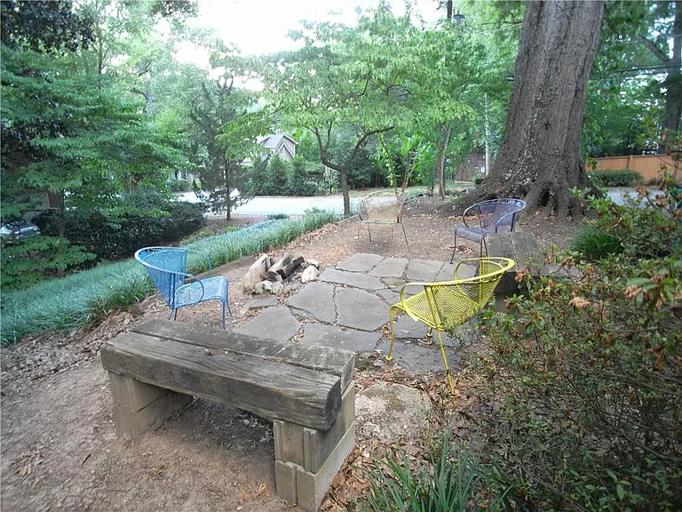1197 Stillwood Dr NE #DN — Photo 2