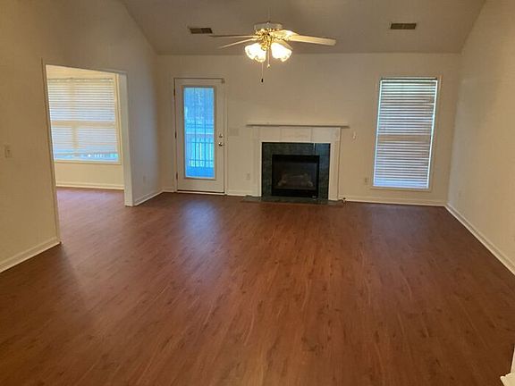 2nd image of 223 Heritage Hills Dr