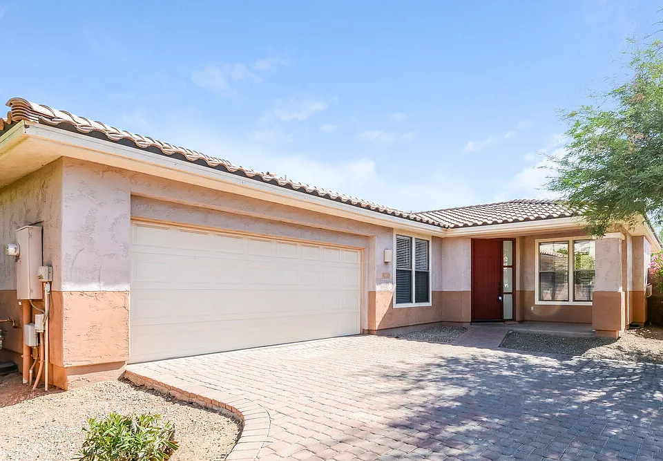 13673 W Cypress St