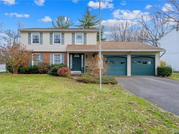 116 Stillwater Dr, East Syracuse, NY 13057