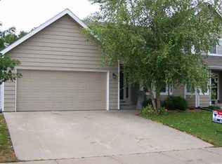 2410 E 27th Ter, Lawrence, KS 66046