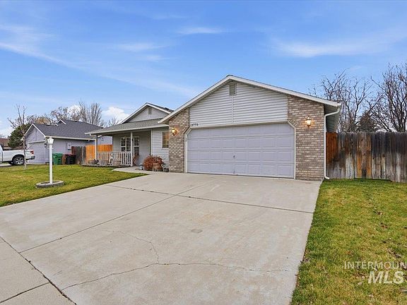 2nd image of 3775 E Eisenhower Dr