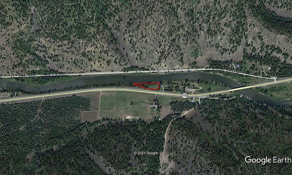 Left end - 400+' river front