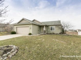 2010 Waler Dr, Hudsonville, MI 49426