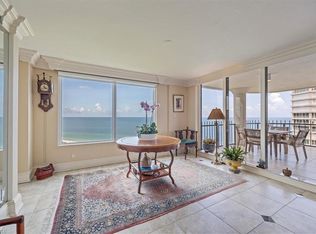 4251 Gulf Shore Blvd N APT 17D, Naples, FL 34103
