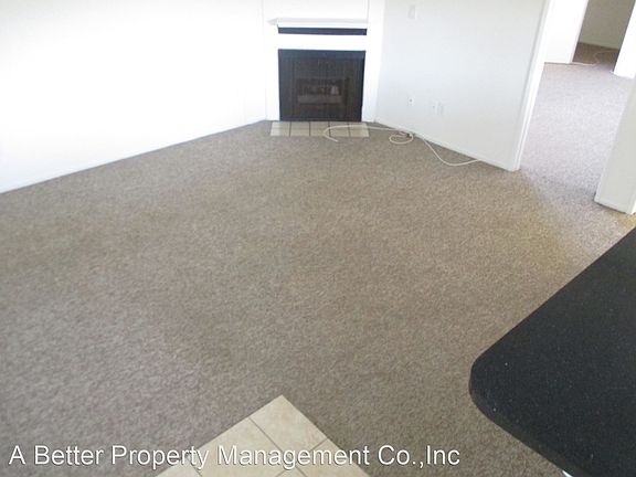 2nd image of 16682 Island Cir APT 2