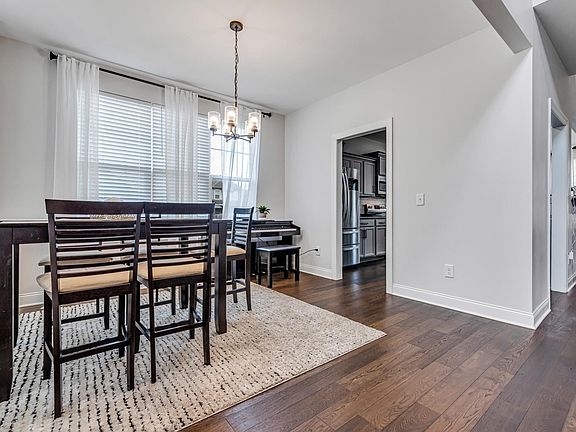 4th image of 5501 Sansa Ln