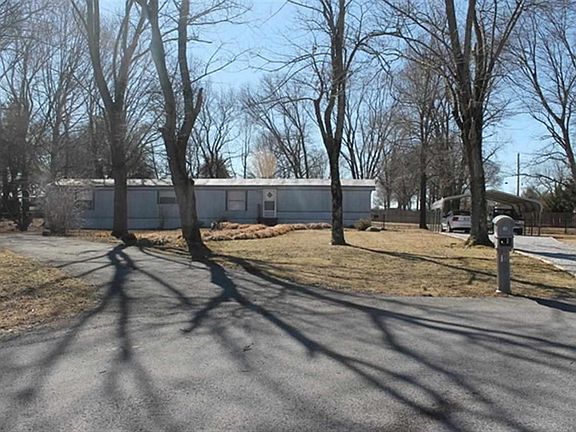 2nd image of 670 Mount Olivet Rd Unit 18