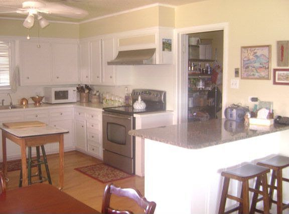 5th image of 2511 Harvard Ave