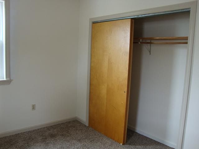 Building Photo 3