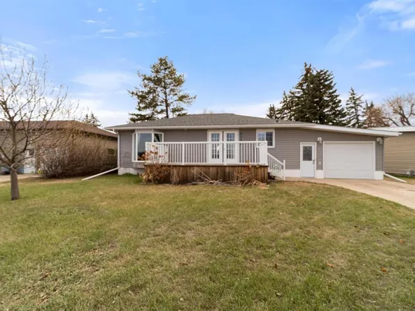 5705 E 48th Ave, Stettler, AB T4K 1B7