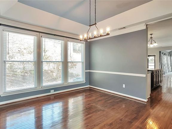 4th image of 6880 Shadow Ridge Ln