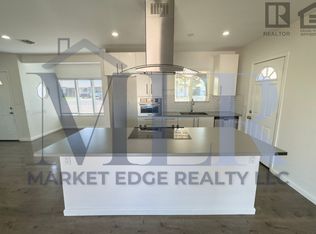 628 W Ivanhoe St, Chandler, AZ 85225