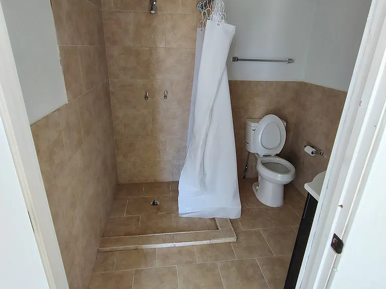 1804 Scurry St — Photo 3