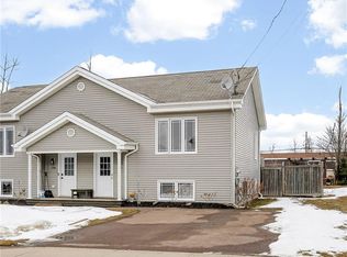 128 Lakeburn Ave, Dieppe, NB E1A 0Y7