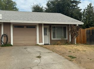 4925-4927 Indian Oaks Court, Sacramento, CA 95841
